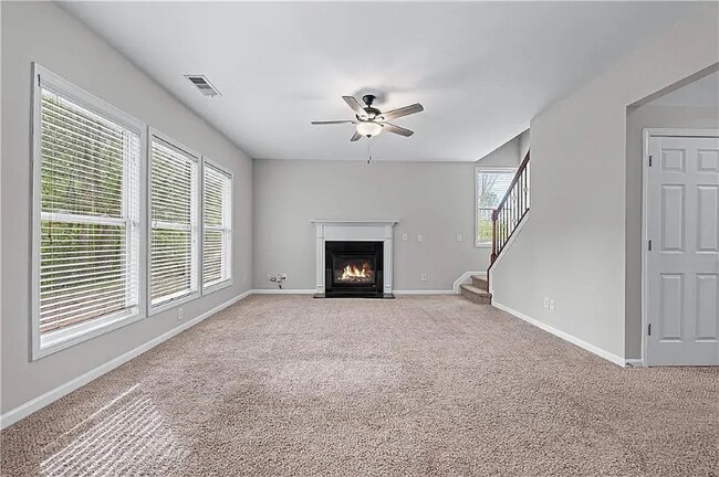 Foto del edificio - 2155 Mindy Ln