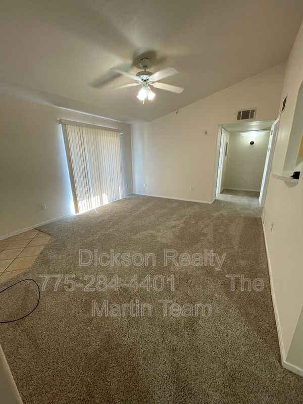Foto del edificio - 6850 Sharlands Ave.