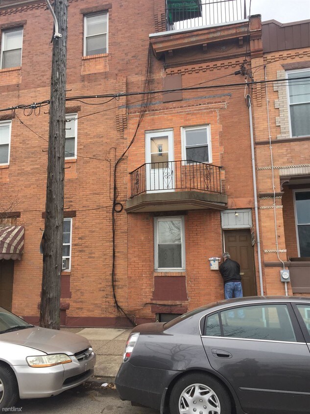 Primary Photo - 1601 S Wolf St