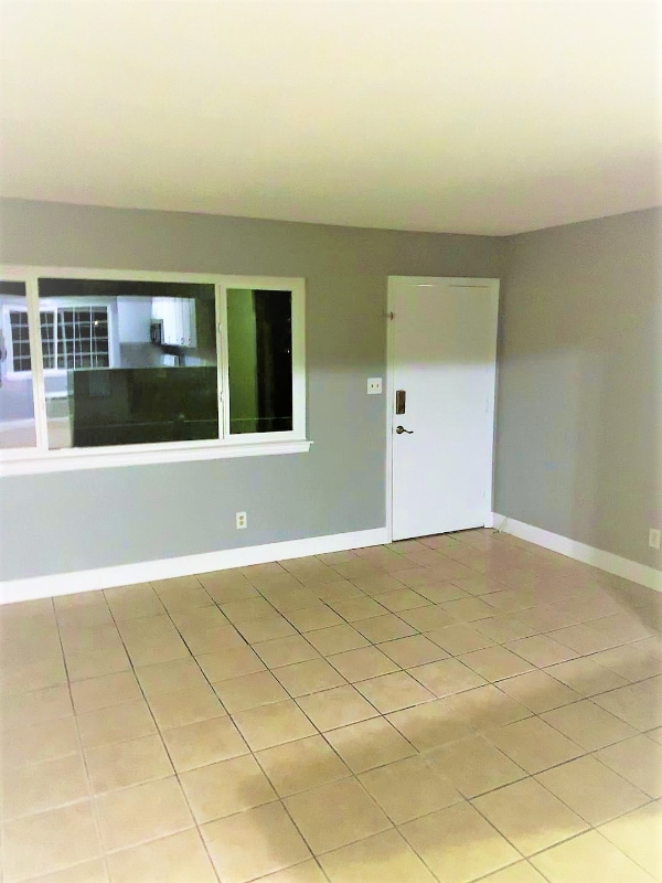 Foto del edificio - 1050 Grand Ave