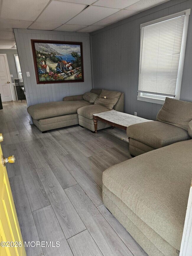 Foto del edificio - 103 16th Ave