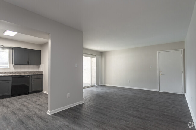 2BR,1BA,-950SF - The Grove