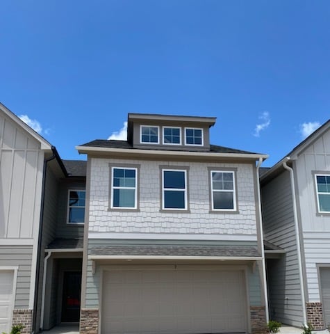 Building Photo - 328 Mountain Blvd S