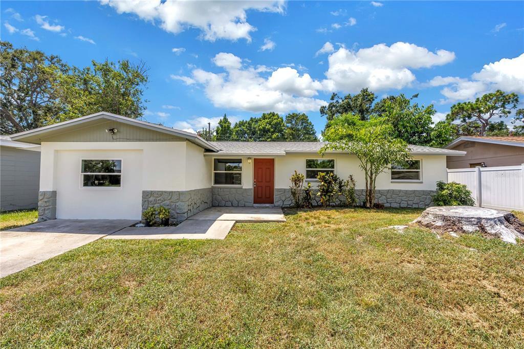Foto principal - 10920 111th St N