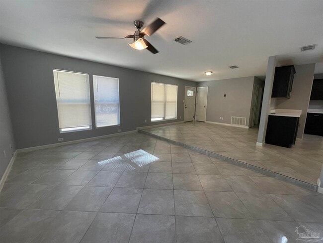 Building Photo - 5212 Parkway Dr
