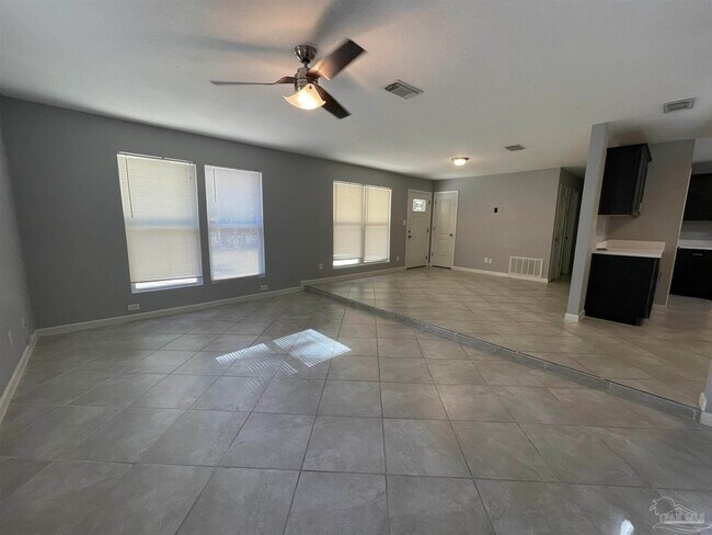 Foto del edificio - 5212 Parkway Dr