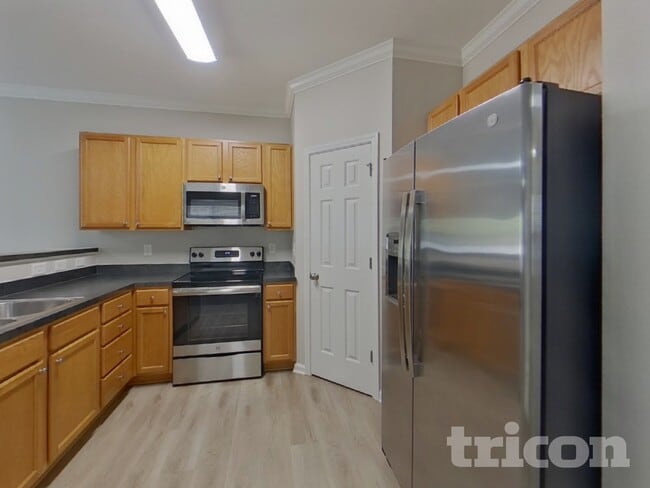 Building Photo - 369 Drooping Leaf Rd