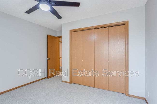 Foto del edificio - 333 S Tyler Rd