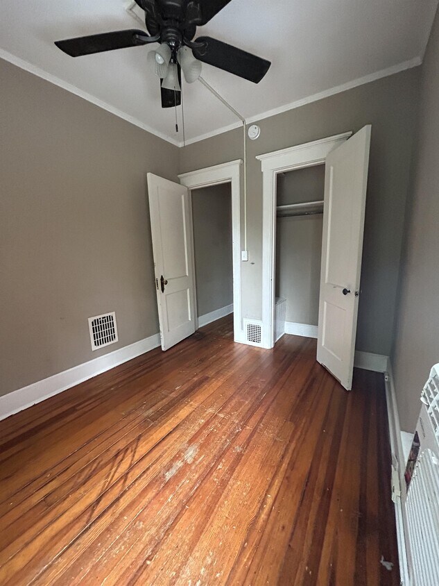 Primary Photo - 611 W Jefferson St