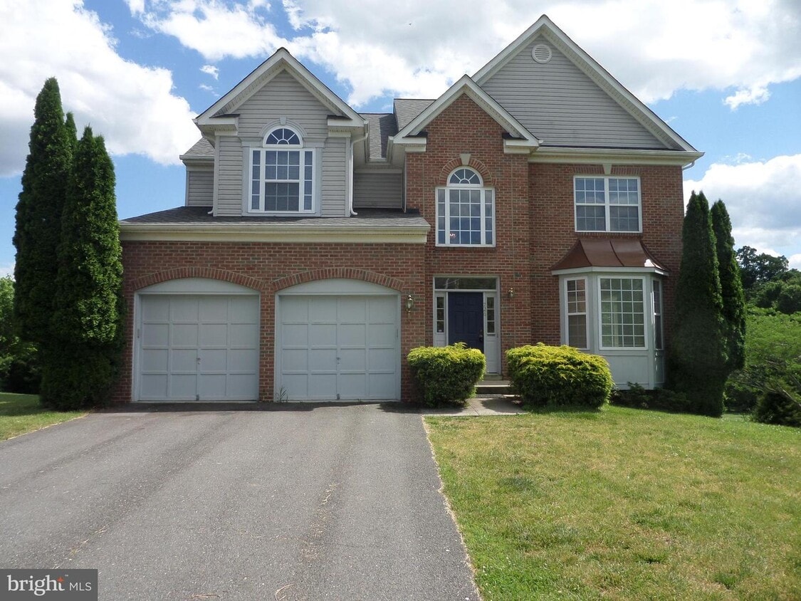 726 Hunton Pl NE, Leesburg, VA 20176 House Rental in Leesburg, VA