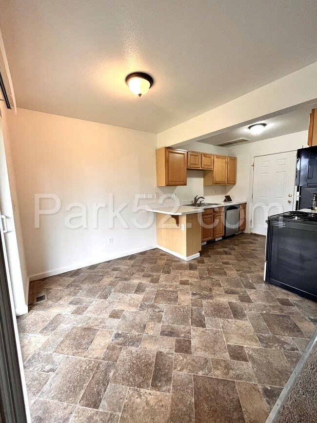 Foto del edificio - 112 126th St E