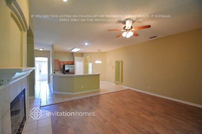 Foto del edificio - 2335 Eagle Harbor Pkwy