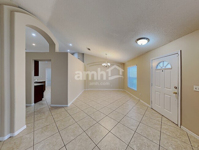 Building Photo - 28733 Midnight Star Loop