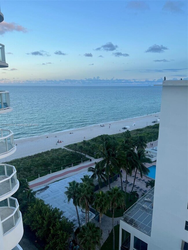 Building Photo - 6365 Collins Ave