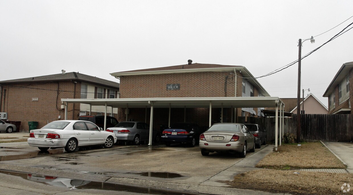 Primary Photo - 3636 Delaware Ave