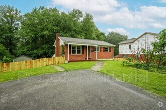 Building Photo - 3391 Bristol Ct