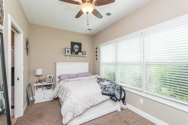 Foto del edificio - 509 Plunkett St