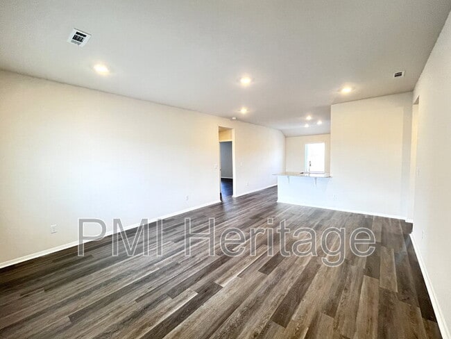 Building Photo - 2721 Elliott St