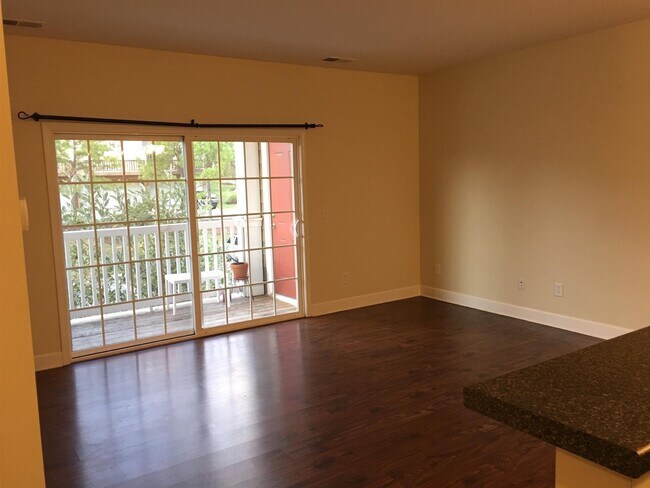Foto del edificio - 8511 Burnham Ln
