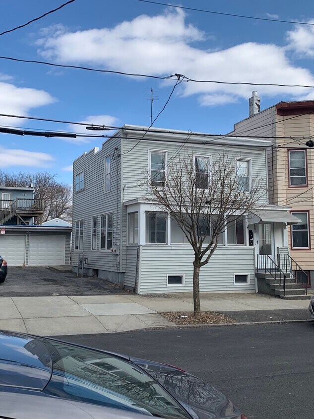 699 State St, Albany, NY 12203 Apartments in Albany, NY