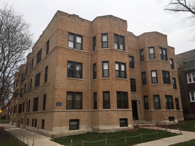 Building Photo - 2054 W Arthur Ave