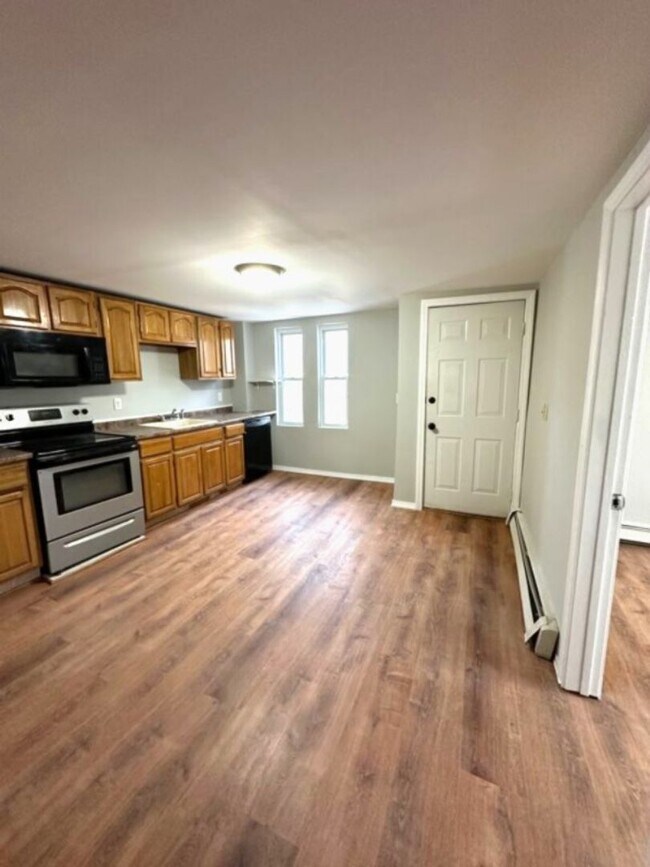 Foto del edificio - 37-41 Mason Avenue