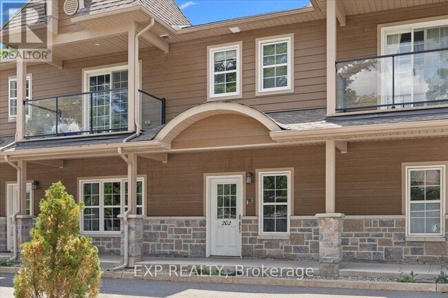 Building Photo - 245 Equinox Dr