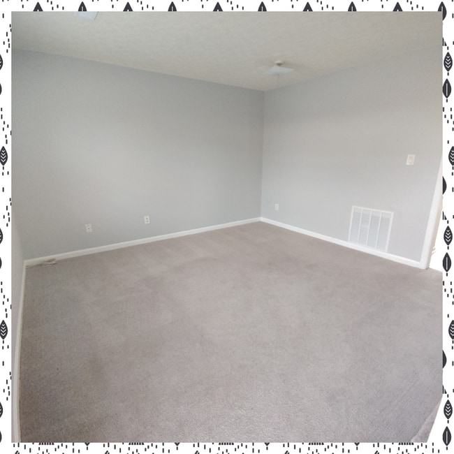 Building Photo - 22 Fonda Dr