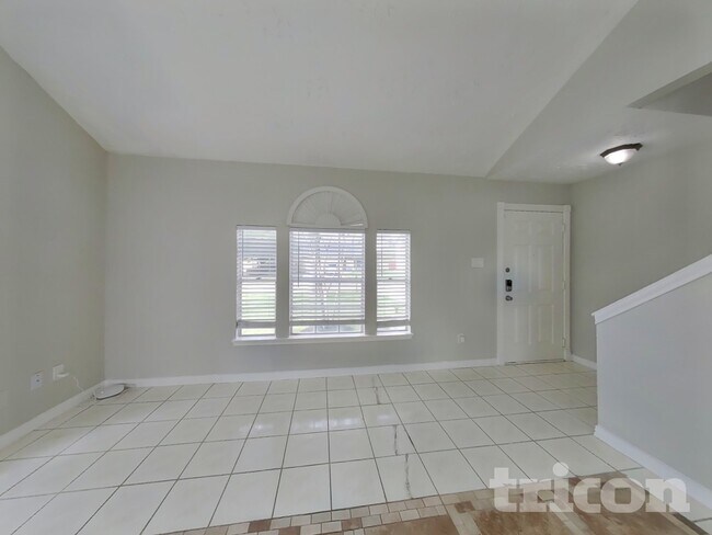 Foto del edificio - 19910 Faye Oaks Dr