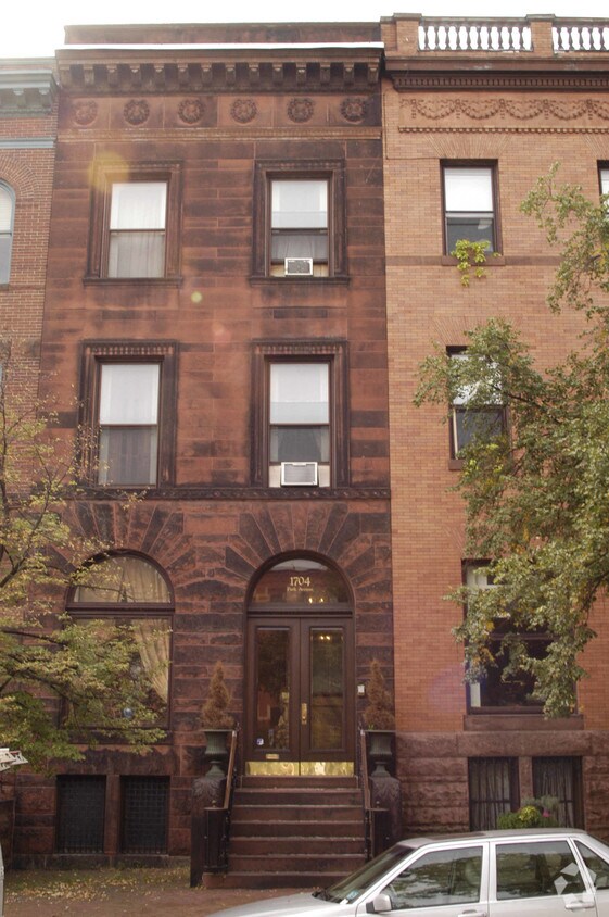 Building Photo - 1604 Park Ave