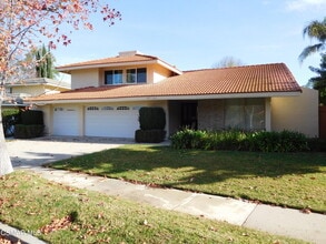 Building Photo - 1262 Willowgreen Ct