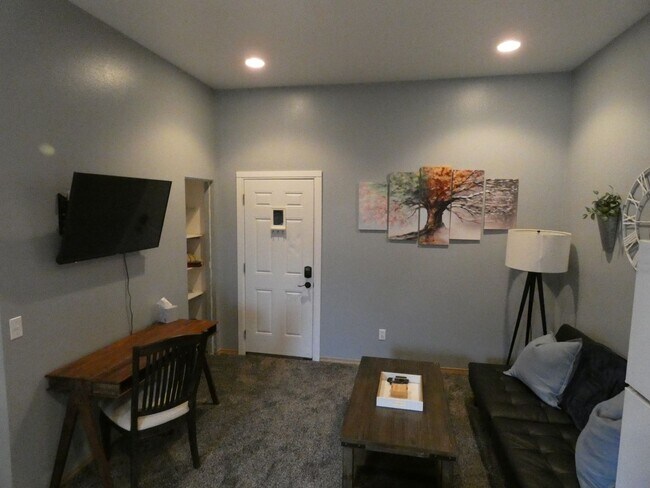 Foto del edificio - 1136 Craig Ave