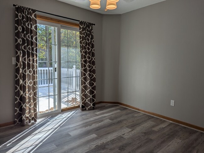 Dining - 1431 Spartan Ave