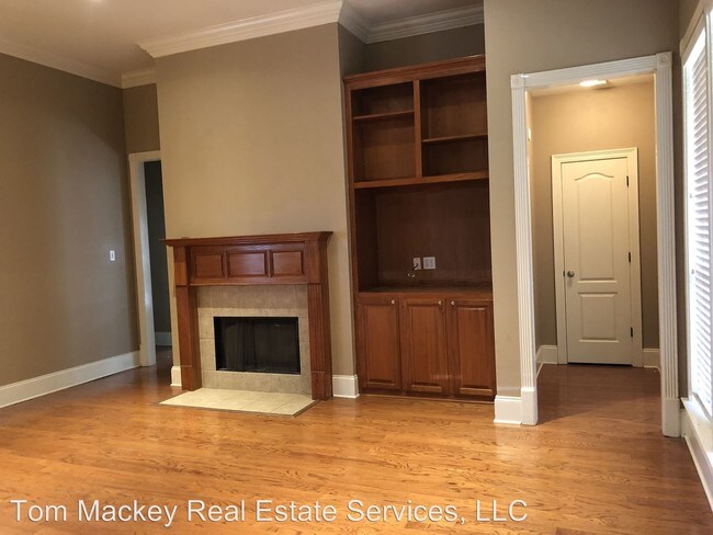 Foto del edificio - 4 br, 2 bath House - 13107 OAK KNOLL DR.