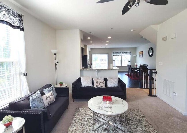 Building Photo - 5409 Double Day Ln