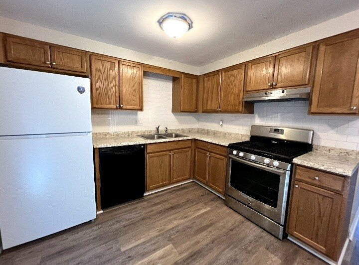 Foto principal - 1390 Lincoln Dr