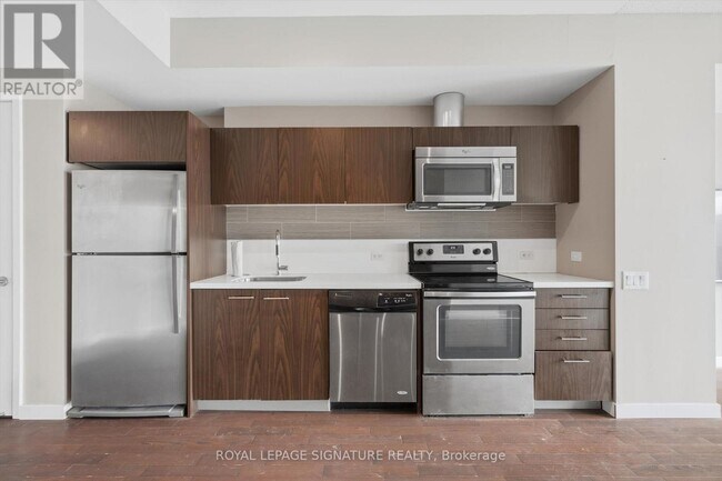 Photo du bâtiment - 390 Cherry St