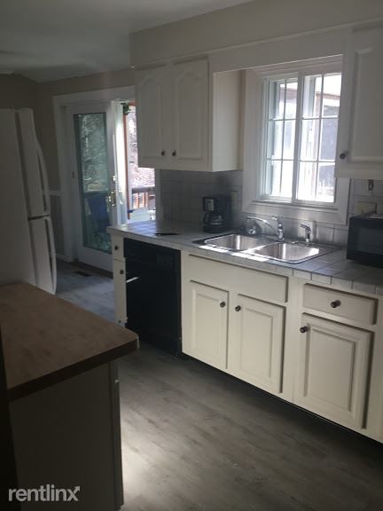 Foto del edificio - 3 br, 1 bath House - 155 Rodney Road