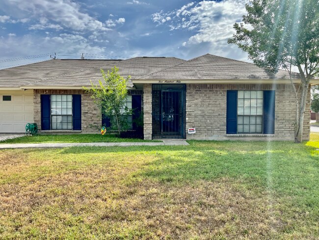 Building Photo - 550 Westoak