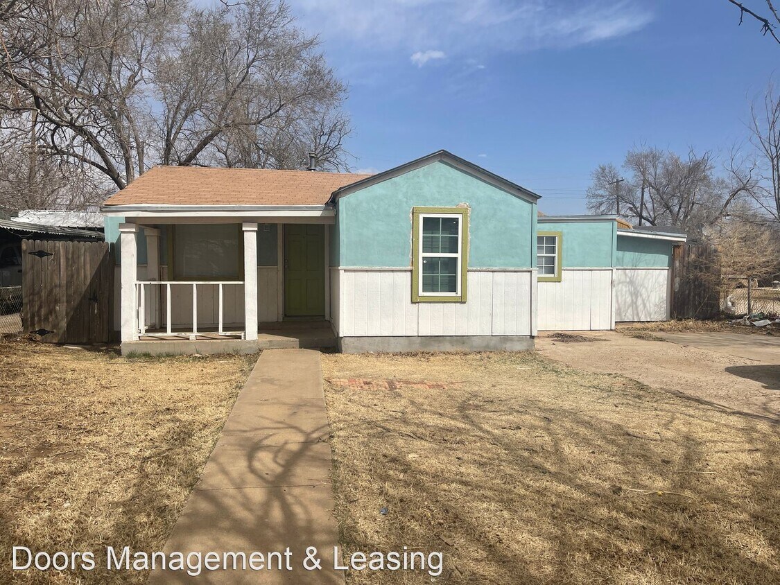 Foto principal - 3 br, 1 bath House - 3014 Duke Street