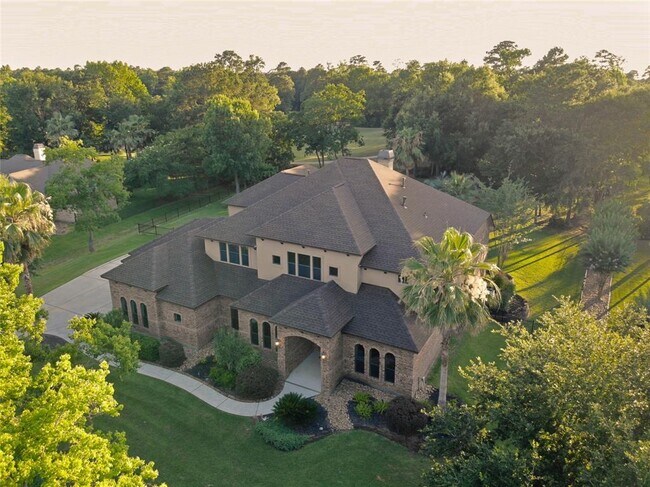 Building Photo - 32611 Green Bend Ct