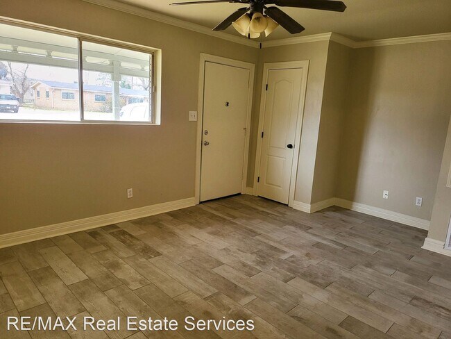 Building Photo - 3 br, 1 bath House - 1203 Violet