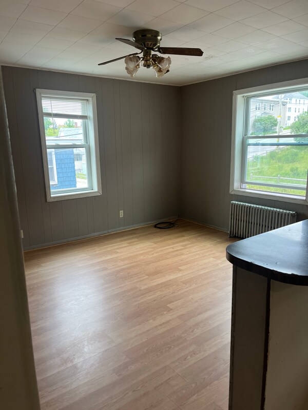 Foto del edificio - 583 Rockingham St