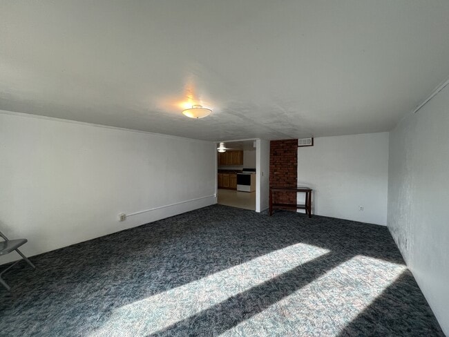 Foto del edificio - 2405 Sunset Dr