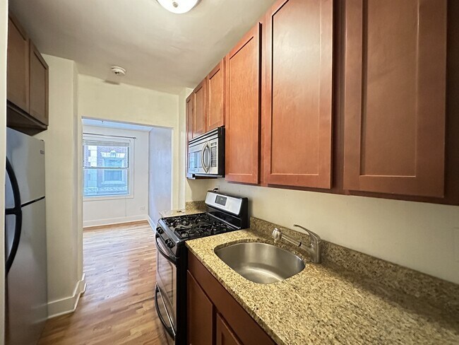 Foto del edificio - 549 W Surf St