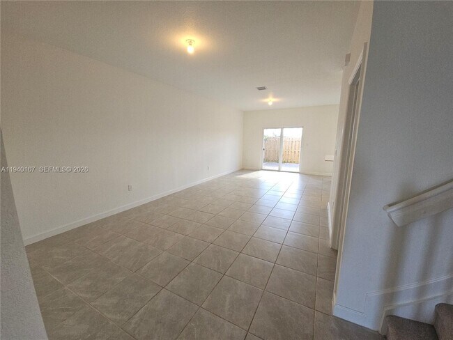 Foto del edificio - 2530 SE 29th St