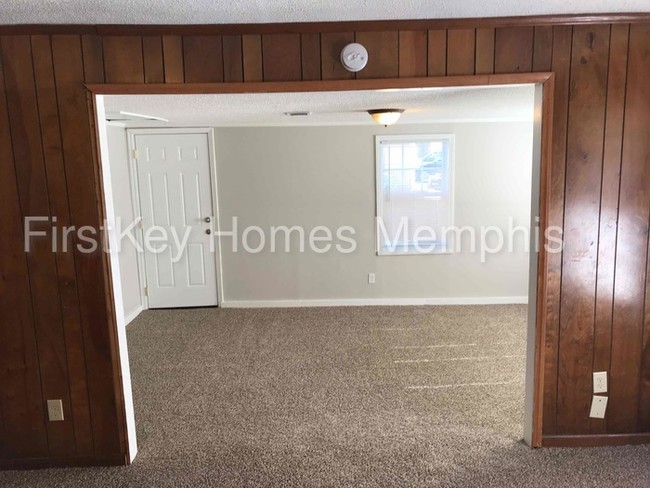 Building Photo - 5343 Cosmos Cove