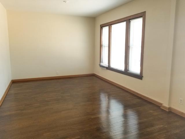 Building Photo - 2 bedroom in Chicago IL 60608