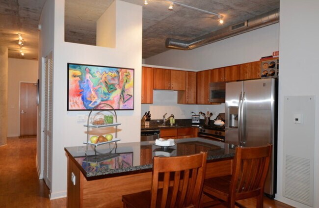 Foto del edificio - 700 N Larrabee St