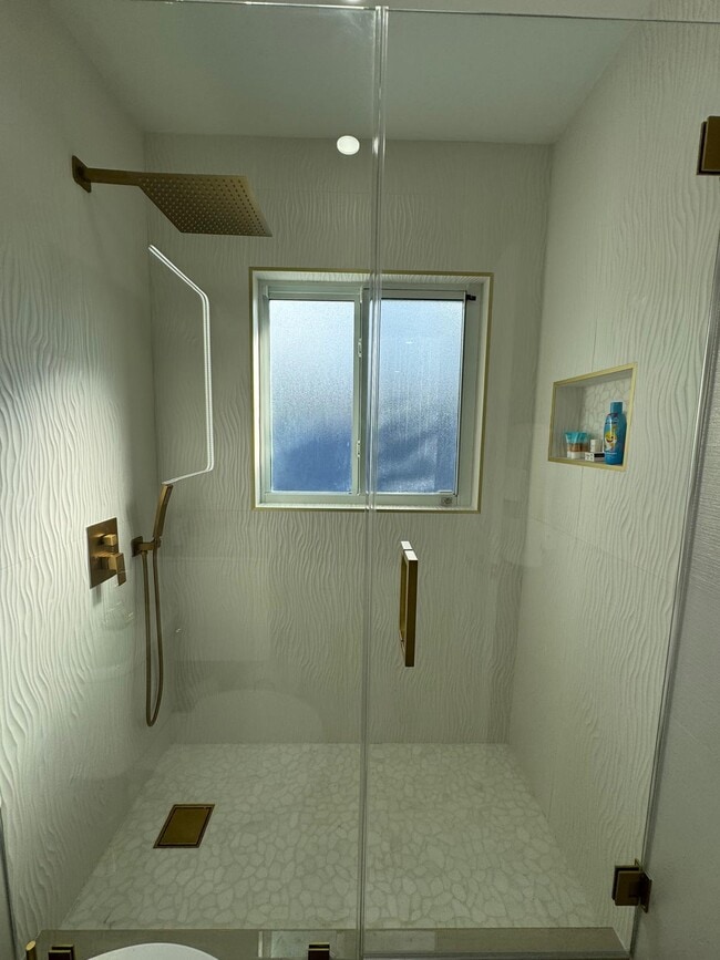 Foto del edificio - 1900 NE 2nd St